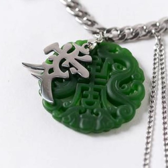 Mukzin Emerald Carved Chinese Character Necklace - Picture 4 of 5